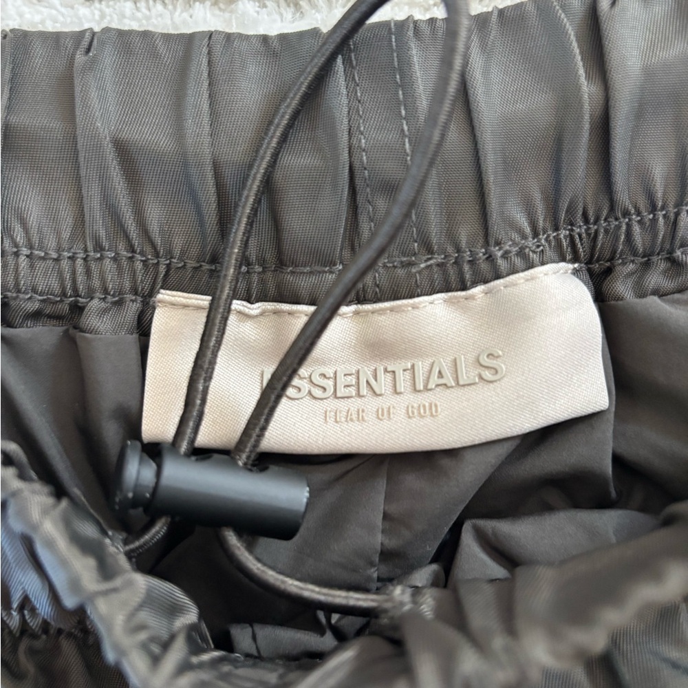 Essentials Dark Olive Drawstring Shorts Size M - image 4